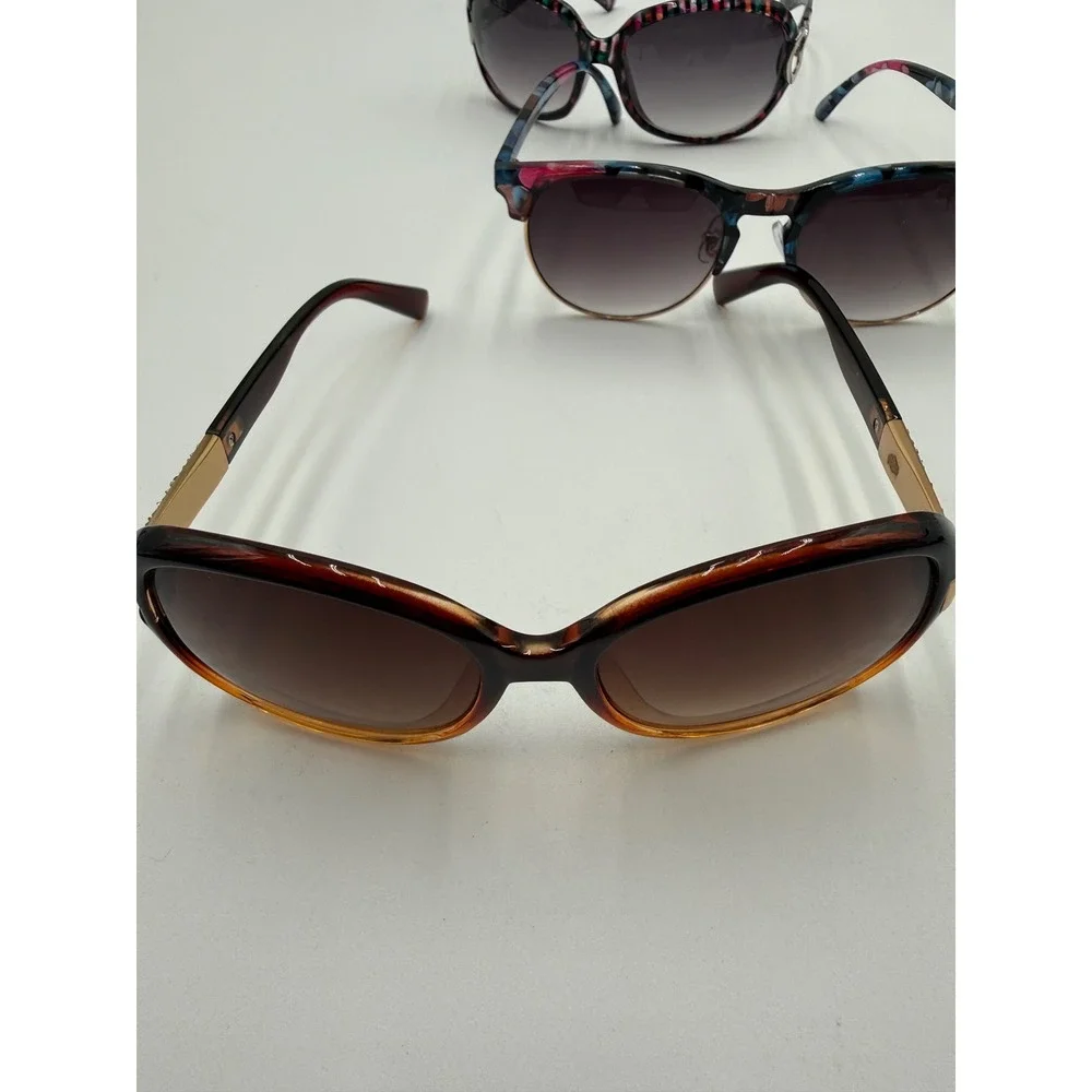 Unbranded Sunglasses Bundle Women OS Multicolor Good Casual Fashion 3 Pairs